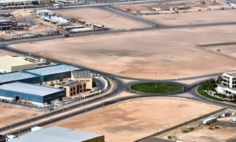 الفيومي: الإيجار المنتهي بالتملك يخفف تمويل الأراضي الصناعية ويزيد تدفق الاستثمارات