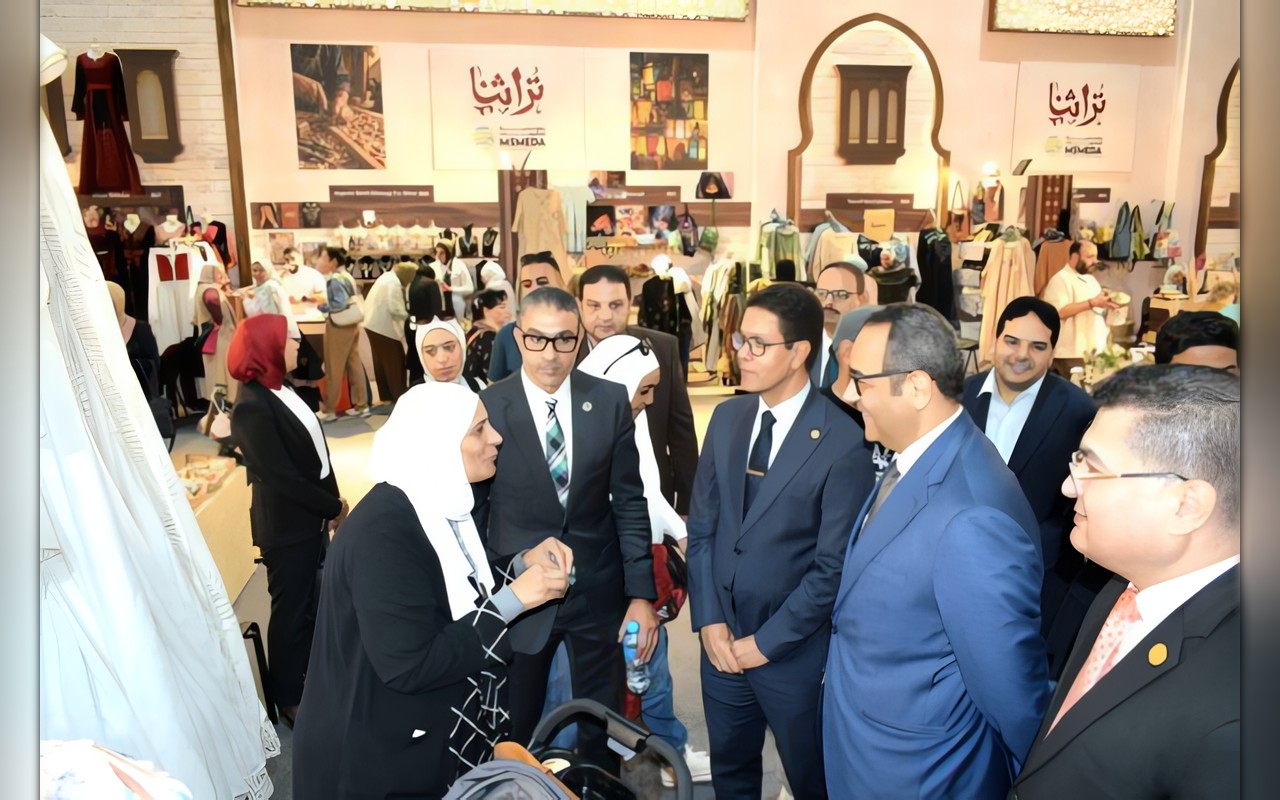 رئيس جامعة بنها يتفقد معرض «تراثنا 2026»ويبحث تعزيز التعاون مع جهاز تنمية المشروعات