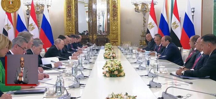 الرئيس السيسي لنظيره الروسي: نتطلع لدعم الرئيس بوتين للانتهاء من مشروع الضبعة النووي وفق الجدول المتفق عليه