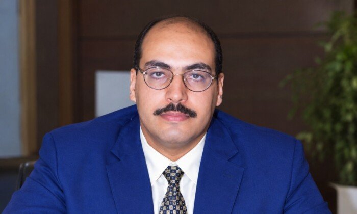 ناصر.. و”أبو حمالات”!!