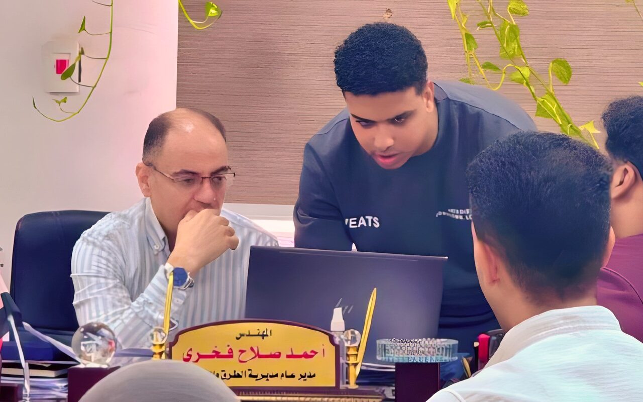 أسيوط تطلق رابط إلكتروني تفاعلي لتلقي شكاوى المواطنين بشأن حالة الطرق وسرعة التعامل معها