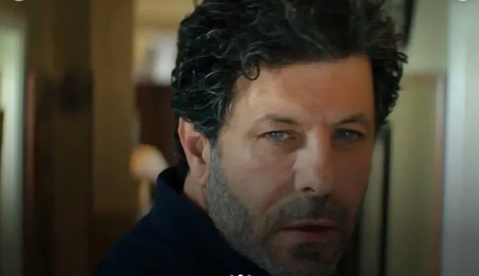 إياد نصار ينضم إلى «ممسوس» ضيف شرف.. وغموض يحيط بدوره في الفيلم