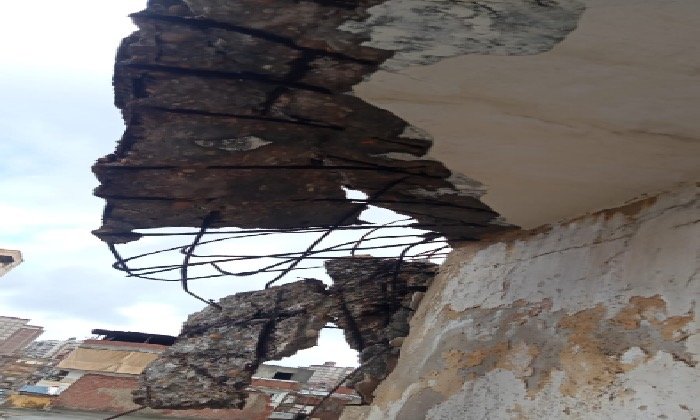 الإسكندرية تواجه تداعيات التقلبات الجوية.. سقوط أجزاء من 7 عقارات وأعطال بالمرافق و تصادم 4 مركبات