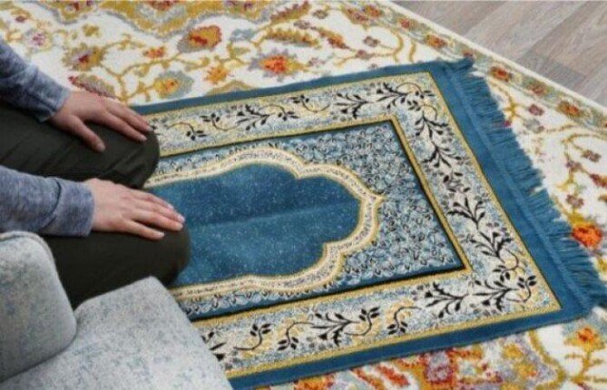 حكم جمع صلاة العصر مع الظهر قبل دخول الوقت للحاجة.. الإفتاء توضح