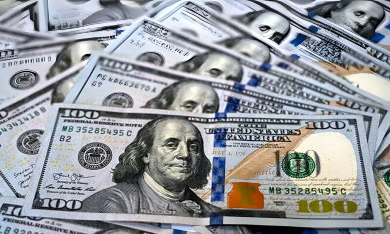 ضربة جديدة للسوق السوداء.. ضبط قضايا اتجار بالعملات بنحو 5 ملايين جنيه