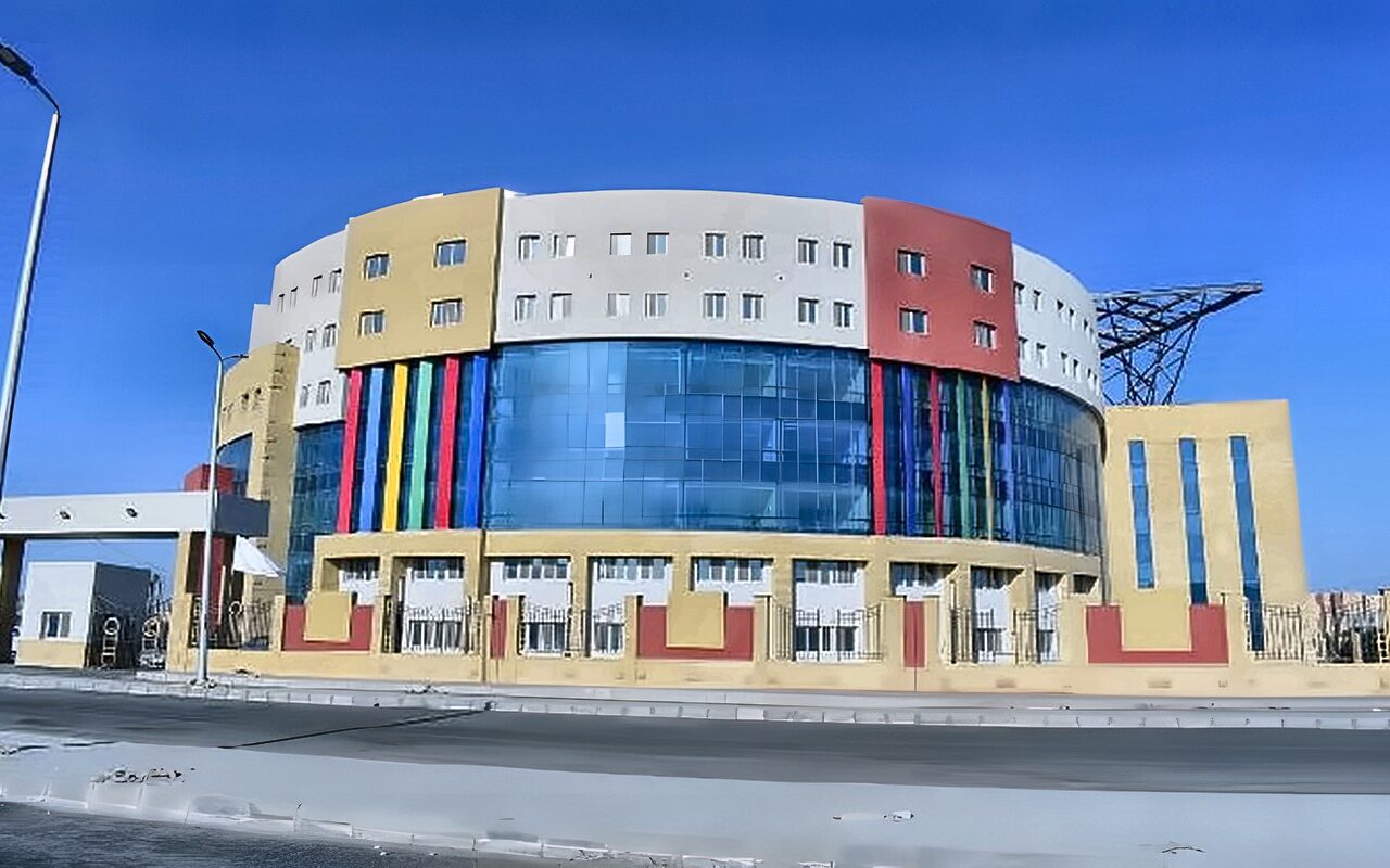 مستشفى شفا الأطفال بسوهاج يستقبل اليوم أولى حالات وحدة الغسيل الكلوي الجديدة