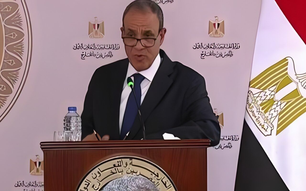 وزير الخارجية: مصر تواصل جهودها الدبلوماسية لحل الأزمة الإيرانية