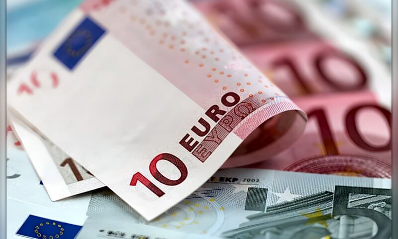 سعر اليورو يواصل الارتفاع اليوم الأربعاء 14 أكتوبر 2026.. آخر تحديث