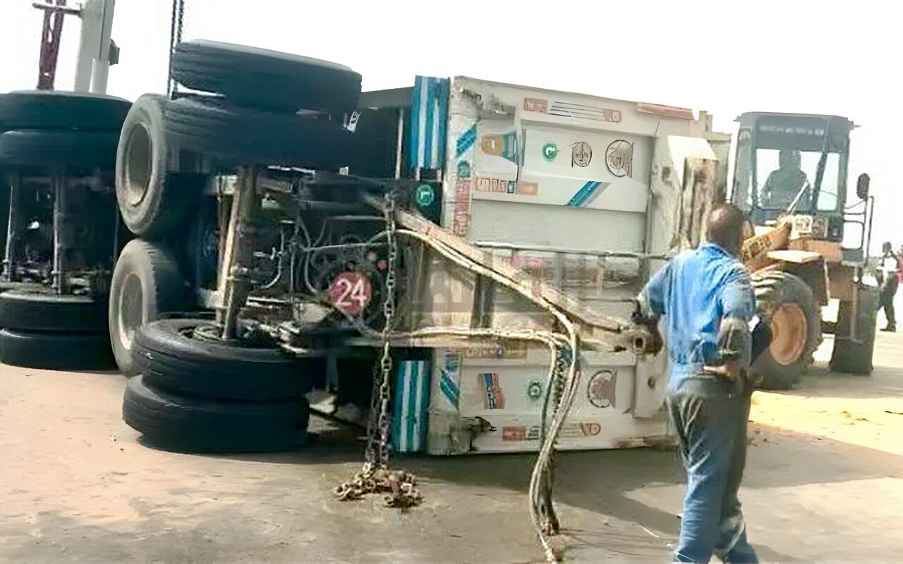 إصابة شخصين في تصادم على الطريق الإقليمي بالمنوفية
