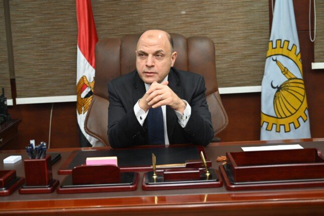 محافظ الغربية يعلن بدء تطبيق الإجراءات القانونية على التوك توك غير المسجل بعد انتهاء المهلة