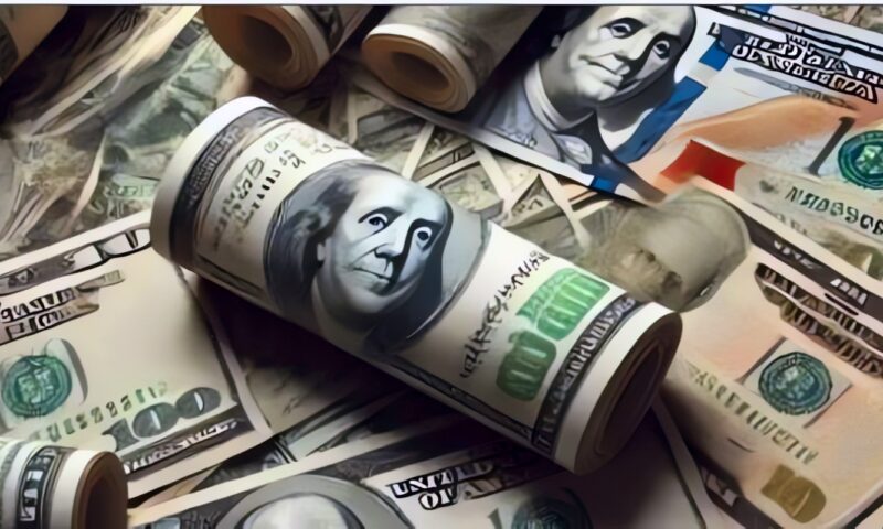 الأخضر بكام؟.. سعر الدولار اليوم مقابل الجنيه في البنوك المصرية «تحديث مباشر»