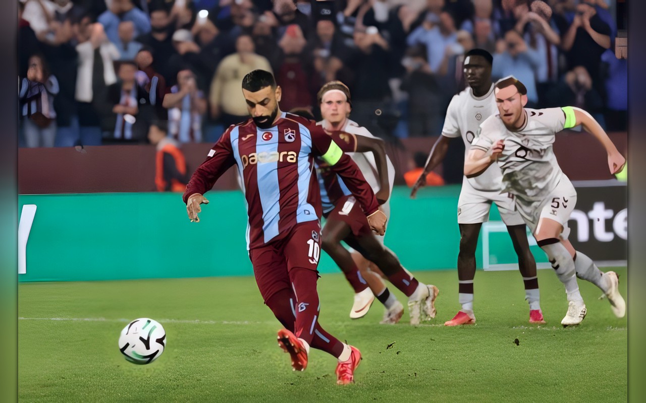 بطريقة «بانينكا».. محمد صلاح يمنح طرابزون الهدف الأول أمام هارتس في المؤتمر الأوروبي «فيديو»