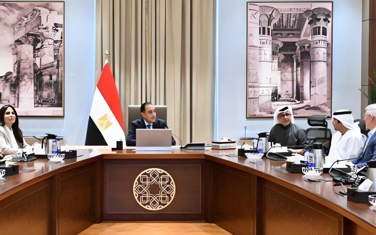 مدبولي: الدولة تولي اهتمامًا كبيرًا بمتابعة تنفيذ مشروعات مدينة «رأس الحكمة»