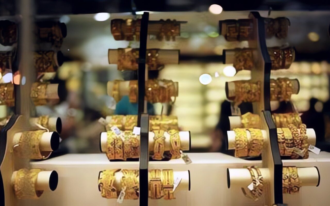 عاجل | سعر الذهب يواصل الارتفاع خلال ختام تعاملات اليوم الاثنين 26 أكتوبر 2026