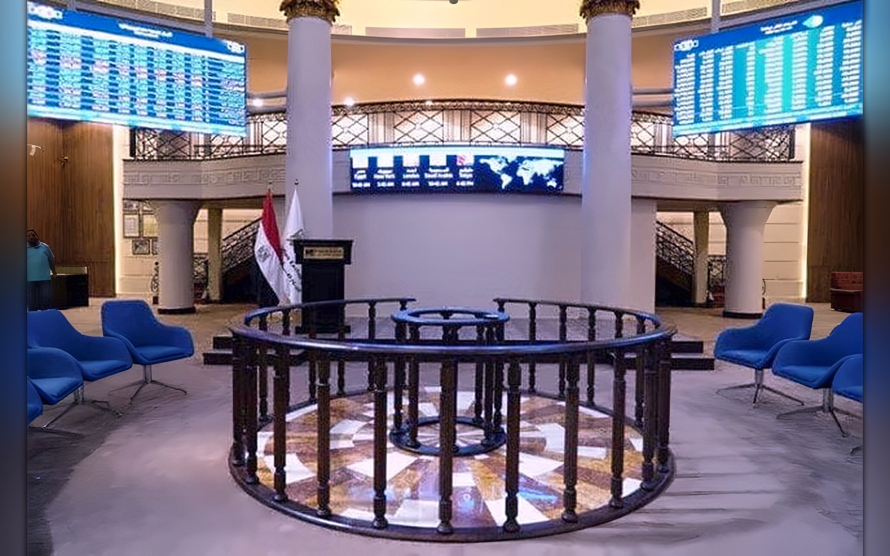 خبيرة اقتصادية لـ«الأسبوع»: قرار «فوتسي راسل» يعزز جاذبية البورصة المصرية للمستثمرين الأجانب