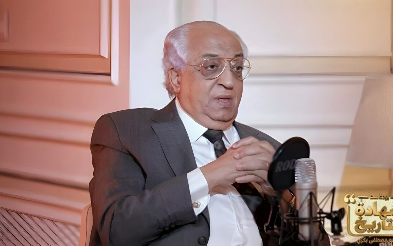 وزير الداخلية الأسبق يكشف كواليس تدخل مرسي في حركة الشرطة ومحاولته الإطاحة بقيادات أمنية