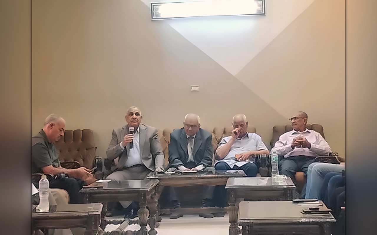 مدير تعليم بني سويف ونقيب المعلمين يبحثان دعم المعلم وتعزيز استقرار العملية التعليمية