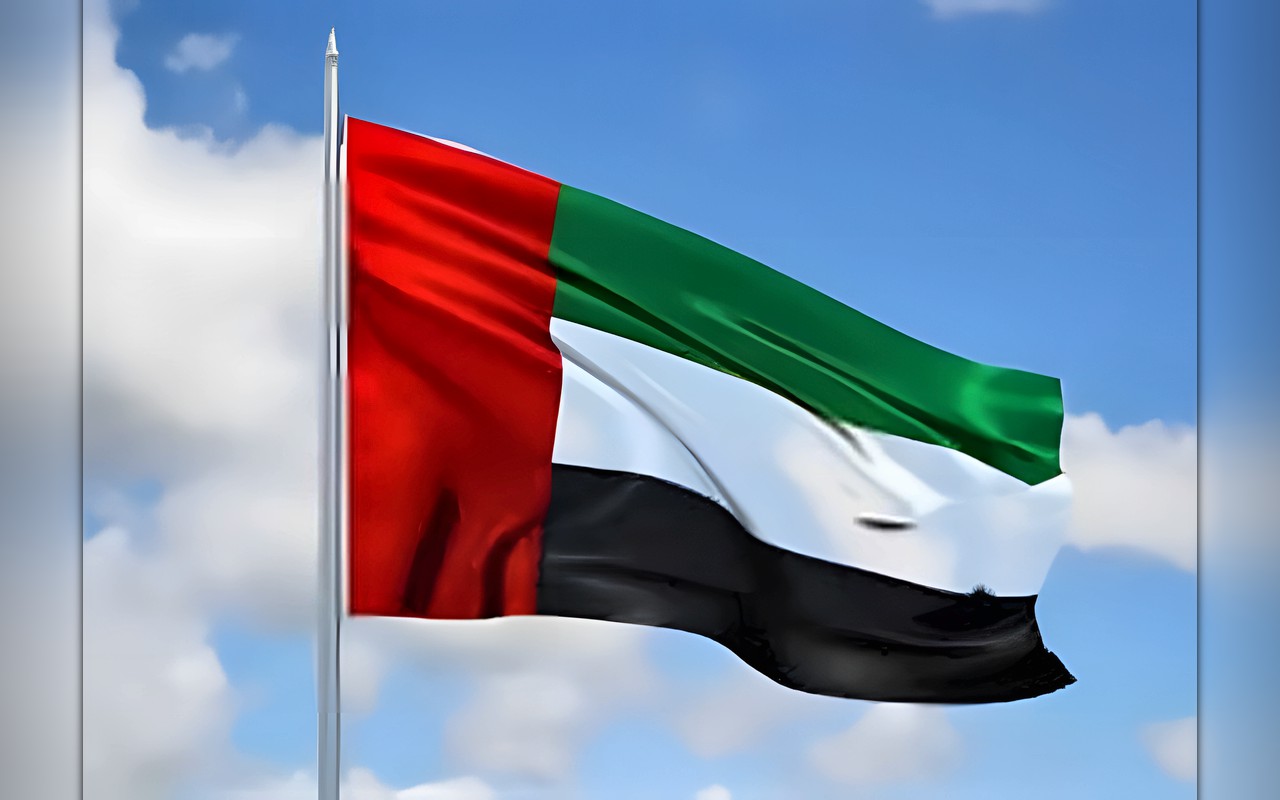 المغرب والإمارات يجددان التأكيد على مواصلة تطوير وتوطيد تعاونهما العسكرى