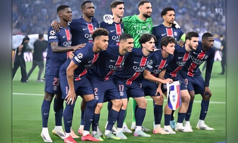 قائمة باريس سان جيرمان أمام برشلونة في دوري أبطال أوروبا.. غياب وحيد