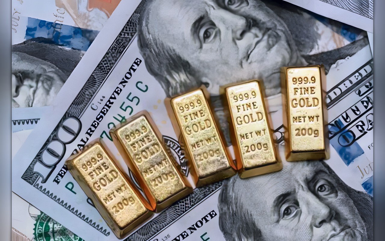 الذهب يرتفع في مصر مدعوما بقوة الدولار.. وعيار 21 يربح 30 جنيها خلال أسبوع
