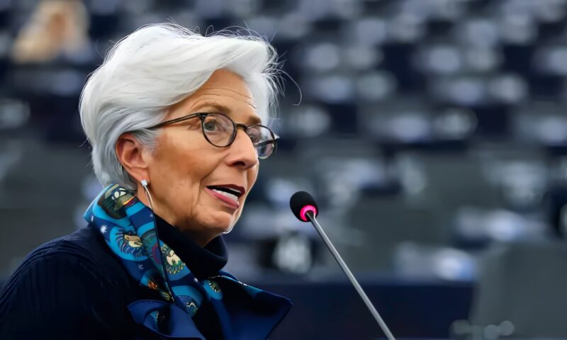 رئيسة البنك المركزي الأوروبي تعتزم التنحي عن منصبها في فبراير 2027