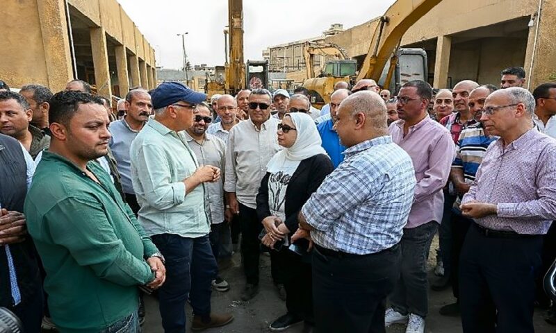 وزير الري ونائبة محافظ الشرقية يتفقدان مراكز الطوارئ بالزقازيق استعدادًا للشتاء