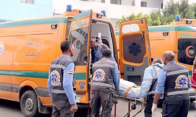 مصرع 3 أشقاء طلاب وإصابة 3 آخرين في حادث دهس مأساوي بطريق الخدمات بالضبعة