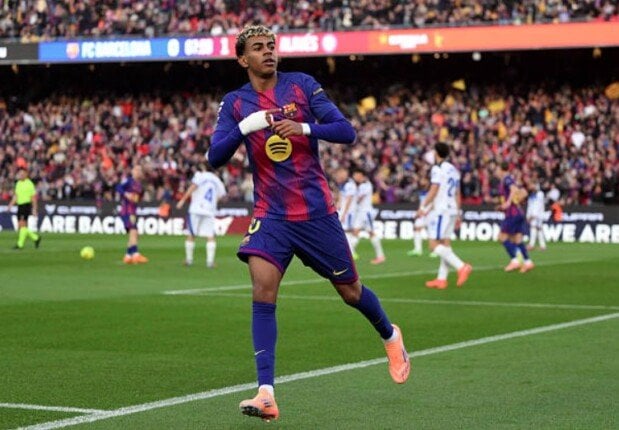 بعد صدمة «الكلاسيكو».. برشلونة يخشى مفاجآت ألافيس في الدوري الإسباني