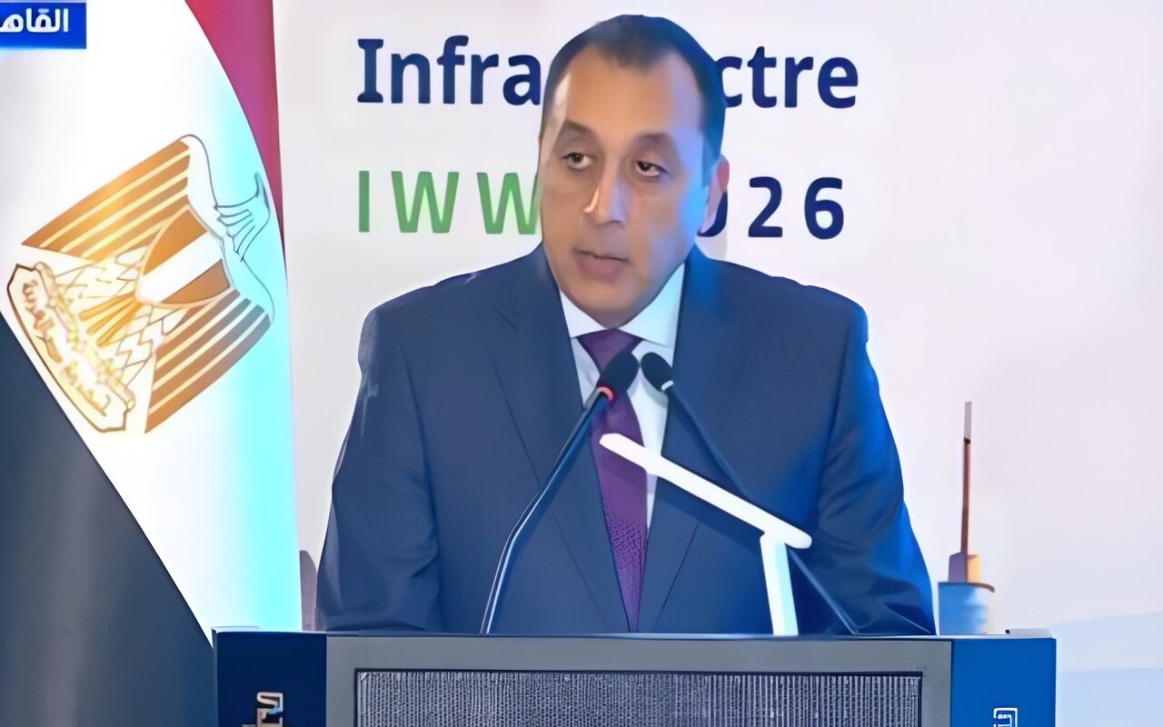 مدبولي: توطين الصناعات يمثل ركيزة مهمة لمشروعات تطوير المياه والصرف الصحي