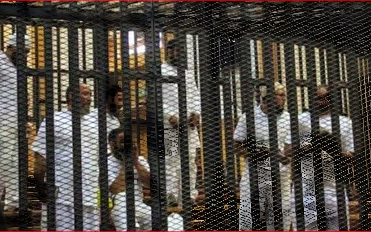 بعد قليل.. استكمال محاكمة 49 متهمًا في خلية «الهيكل الإداري» بالعمرانية