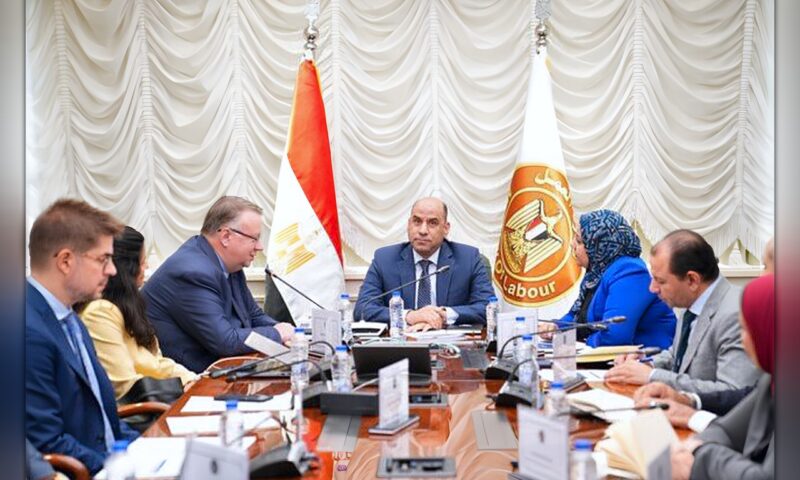 وزير العمل يوجّه بسرعة استكمال الخطة التنفيذية لاستراتيجية التشغيل