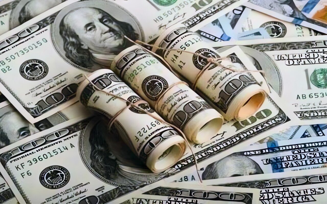 آخر تحديث لـ سعر الدولار الأمريكي أمام الجنيه.. وصل كام في البنك الأهلي؟