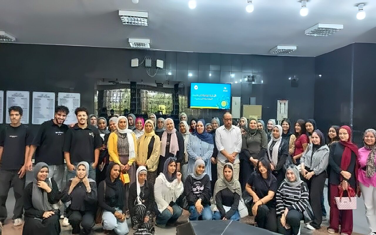 «اكتشف مكتبتك».. مبادرة بجامعة العاصمة لتعزيز استفادة الطلاب من مصادر المعلومات والخدمات الإلكترونية
