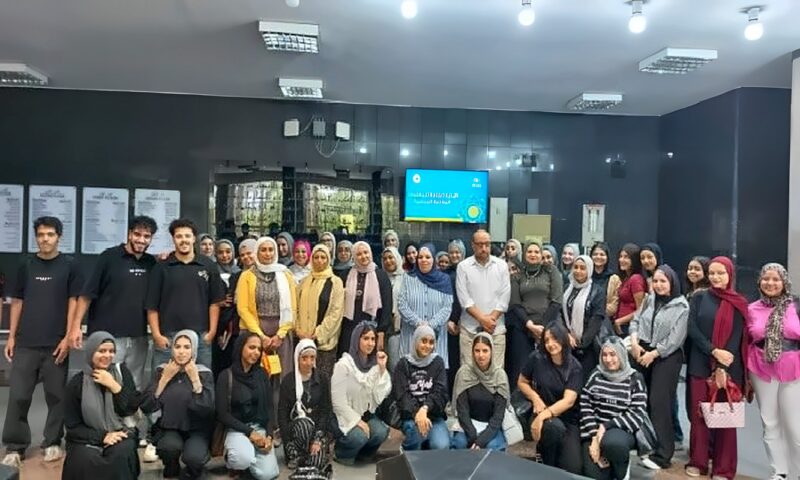 «اكتشف مكتبتك».. مبادرة بجامعة العاصمة لتعزيز استفادة الطلاب من مصادر المعلومات والخدمات الإلكترونية