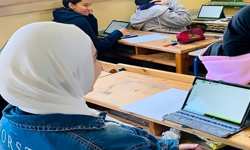 هل يحصل جميع الطلاب على التابلت؟.. التعليم تكشف الفئات المستحقة وضوابط التسليم