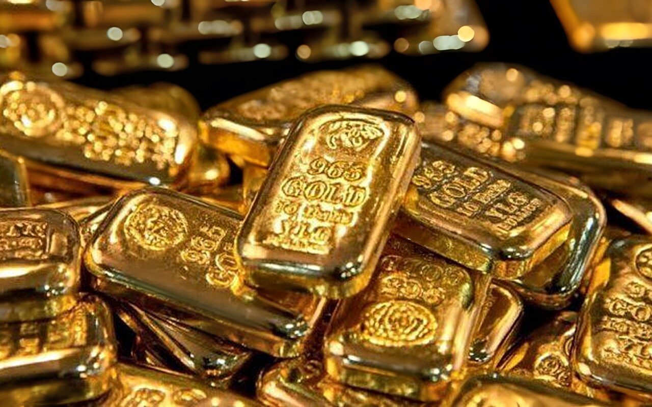 الأونصة تتجاوز الـ 4200 دولار.. أسعار الذهب العالمية تستعيد مكاسبها الأسبوعية