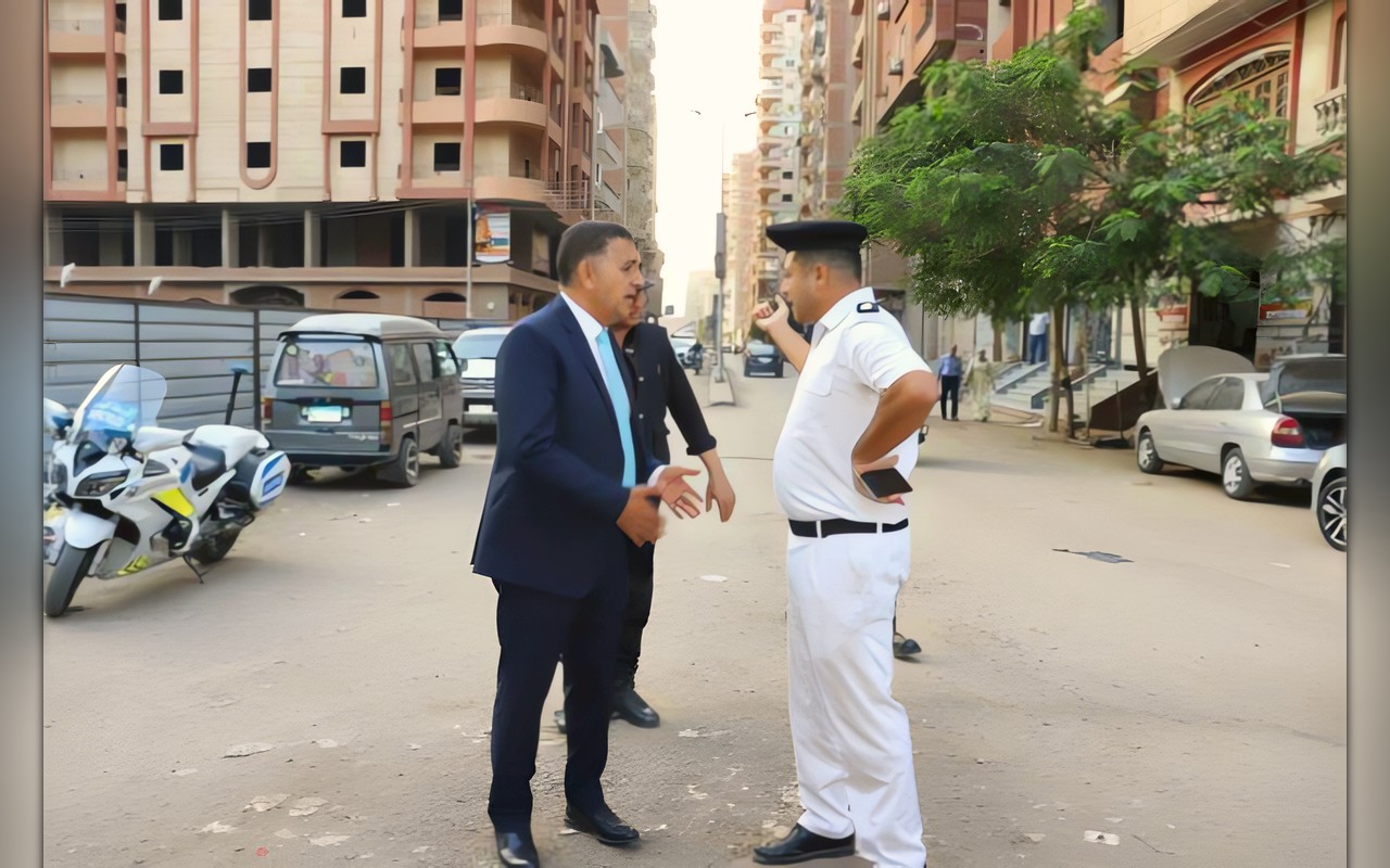 محافظ القليوبية يتفقد التكدسات المرورية بمفارق طريق أبو حشيش ببنها