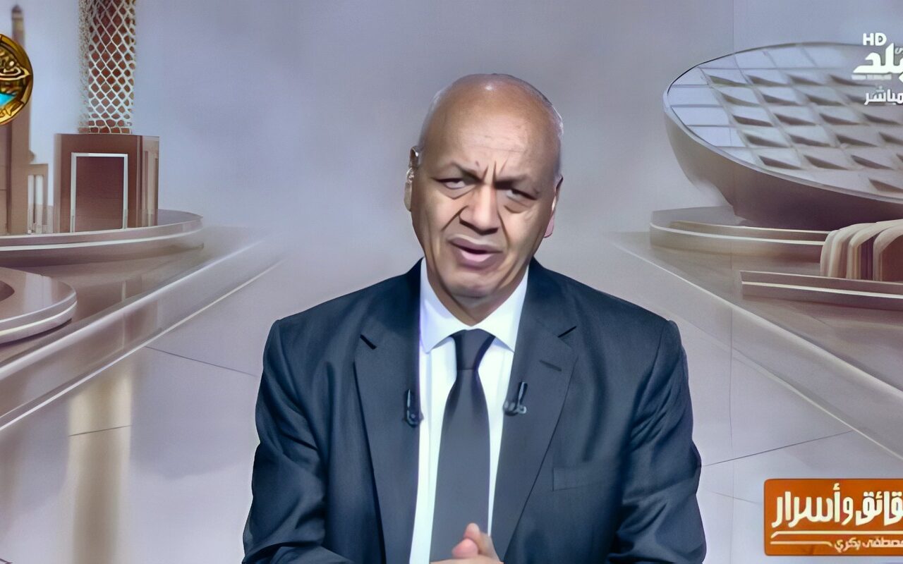مصطفى بكري يطالب بالكشف عن أسعار عدادات الكهرباء الجديدة ورسوم التركيب