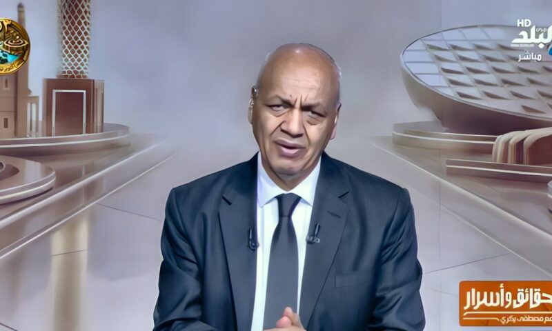 مصطفى بكري يطالب بالكشف عن أسعار عدادات الكهرباء الجديدة ورسوم التركيب