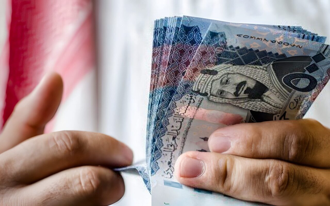 سعر الريال السعودي مقابل الجنيه المصري اليوم السبت 17 أكتوبر 2026 بيعًا وشراءً