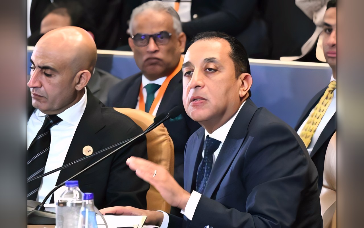 رئيس الوزراء: نستهدف الاعتماد على الطاقة المتجددة بنسبة 50% بحلول 2030