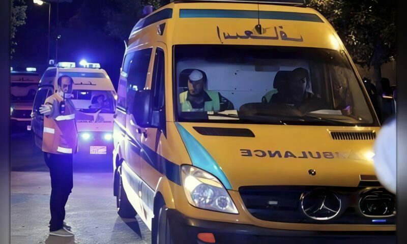 مصرع شخص وإصابة 13 آخرين في حادث تصادم في السادات بالمنوفية