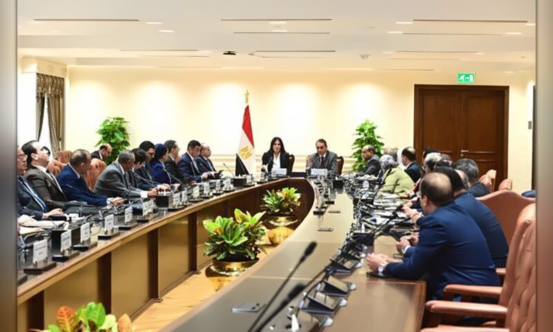 مجلس النواب يناقش تنظيم وحدات الإدارة المحلية بحضور وزيرة الإسكان