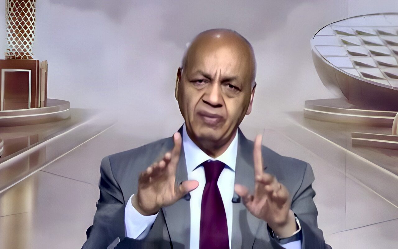 مصطفى بكري: تحركات السفارات الأجنبية في الملفات الداخلية لمصر تثير التساؤلات