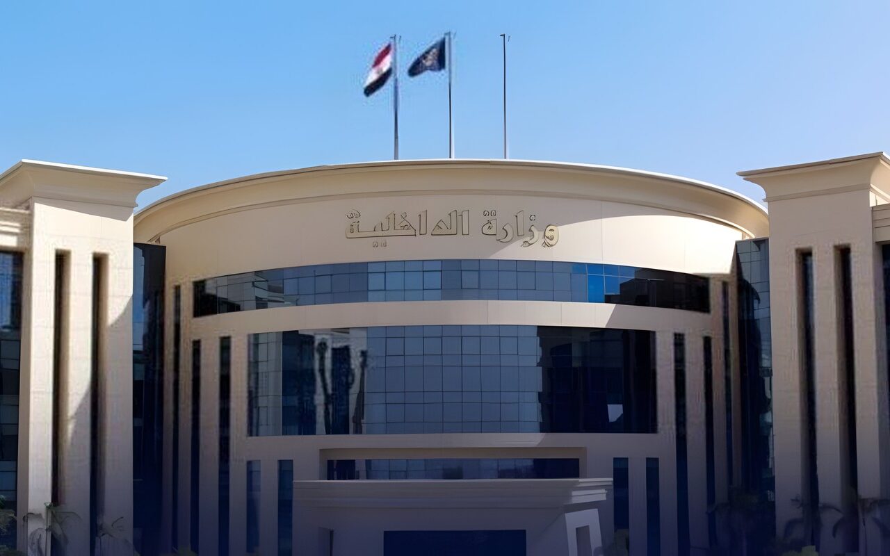 الداخلية تحيل ضابط شرطة بمنفذ بري للتحقيق