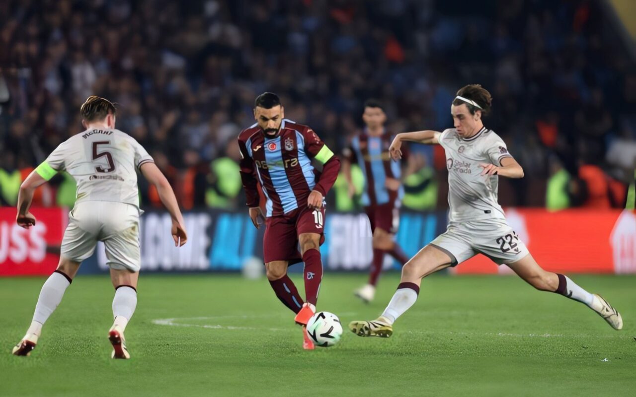 دوري المؤتمر الأوروبي.. طرابزون يتقدم بهدف محمد صلاح أمام هارتس في الشوط الأول «فيديو»