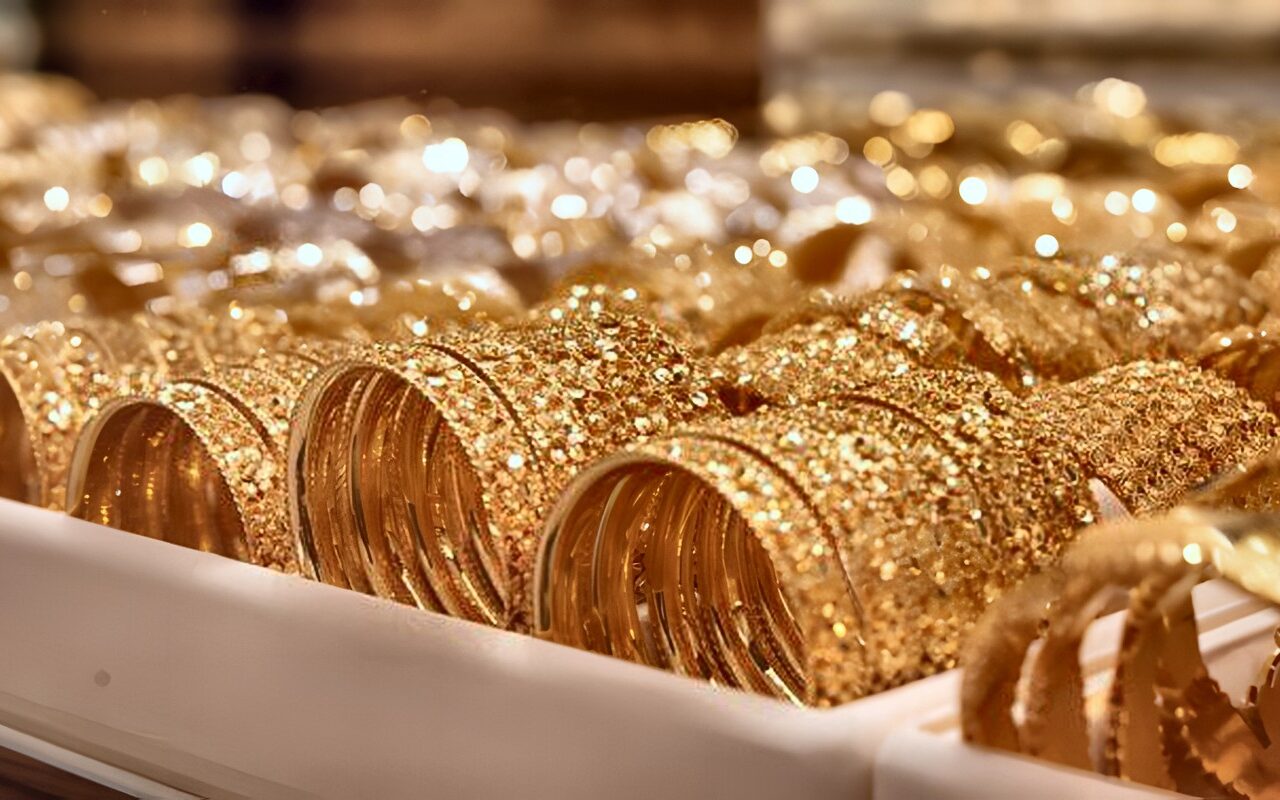 عاجل| آخر تحديث لـ سعر الذهب اليوم الاثنين 12 أكتوبر 2026.. عيار 21 يتراجع 50 جنيها