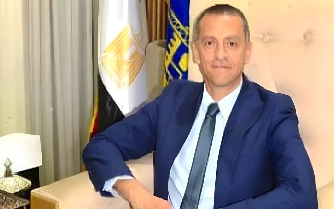 «جشع السائقين يرهقنا».. طلاب «أسوان الجديدة» يستغيثون بالمحافظ لتوفير مواصلات من الجامعة للحي الثالث