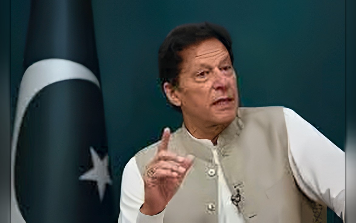 أزمة عمران خان تتصاعد.. باكستان تعتقل رئيس وزراء إقليم خيبر بختونخوا وأعضاء من حكومته