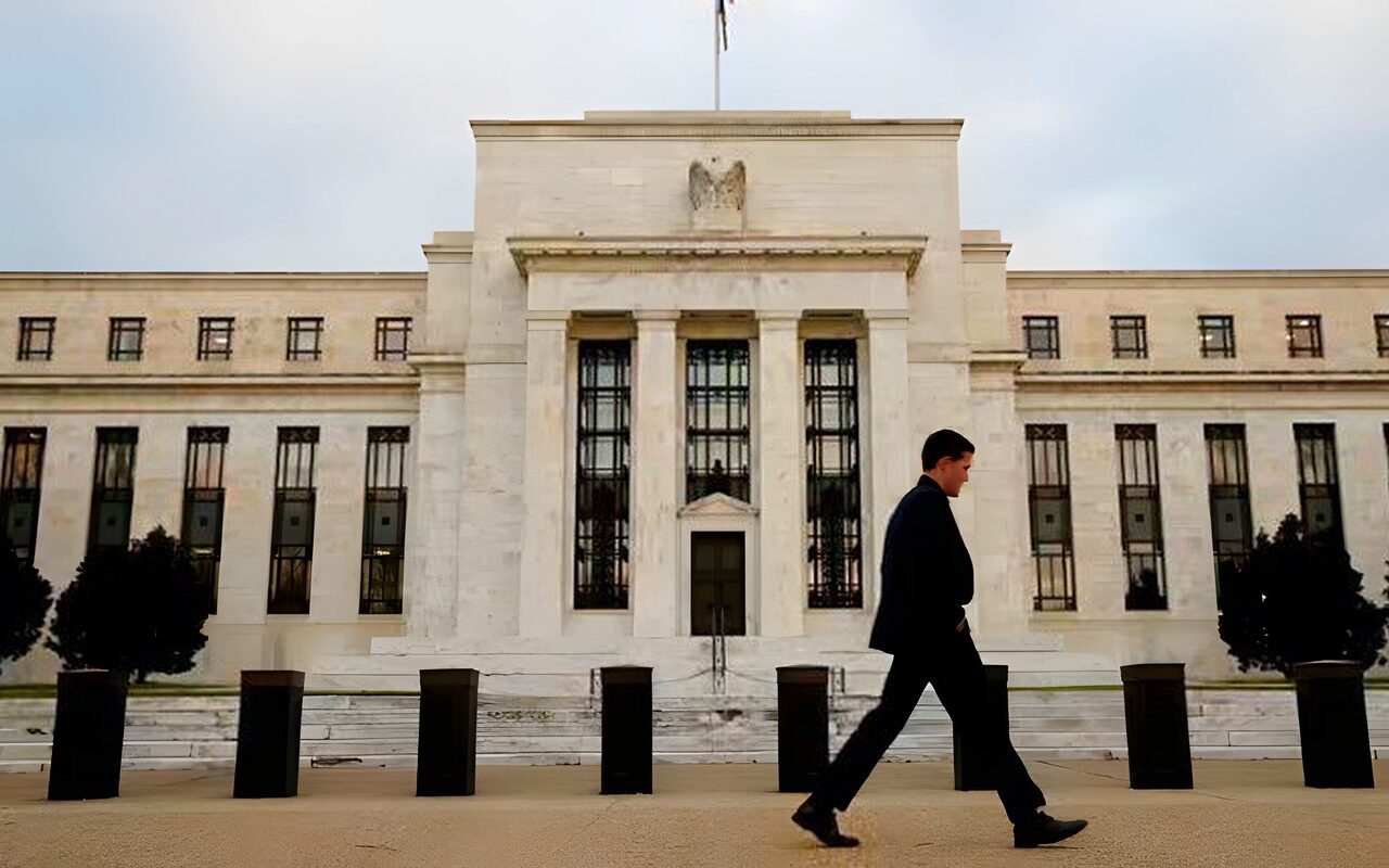 استطلاع للفيدرالي الأمريكي يتوقع ارتفاع التضخم إلى 3.9%